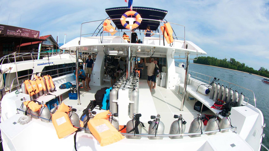 Picture of Thai Crews