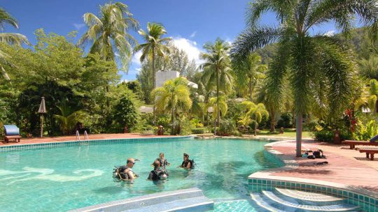 Cours d'instructeur pro PADI a Koh Lanta, en Thaîlande