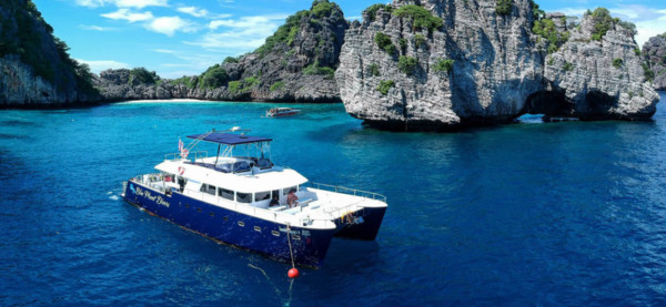 Blue Planet Divers shop in Koh Lanta. Scuba dive Thailand